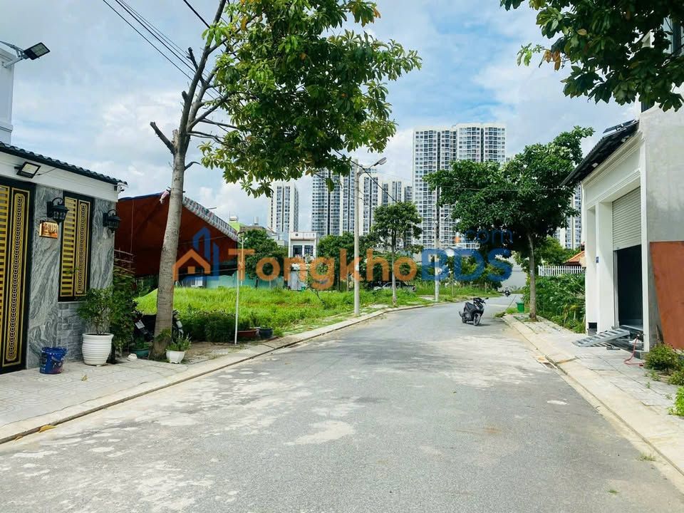 Đất nền Nguyễn Xiển Q9 80m² 4.8 tỷ - Sổ đỏ chính chủ