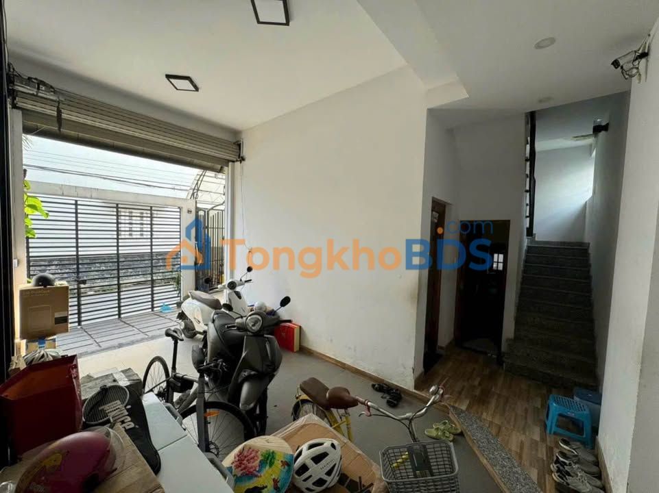 Nhà Mặt Tiền 4 Tầng Căn Góc 177m² Thủ Đức - Kinh Doanh Đắc Lợi