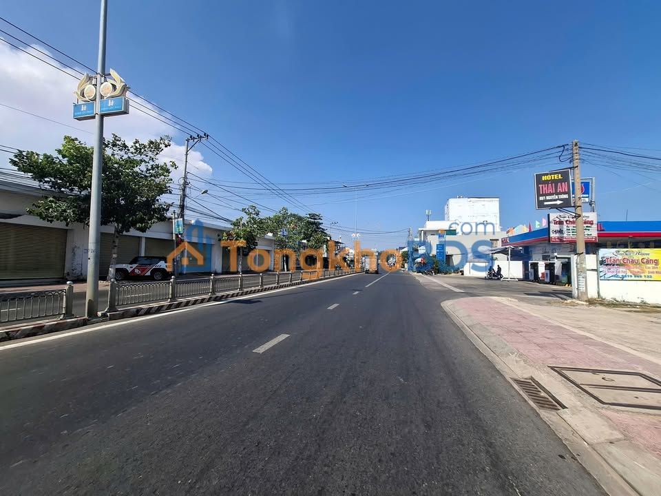 Đất Nền Nguyễn Thông, Phan Thiết - 200m², Sổ Đỏ, Giá 5.5 Tỷ