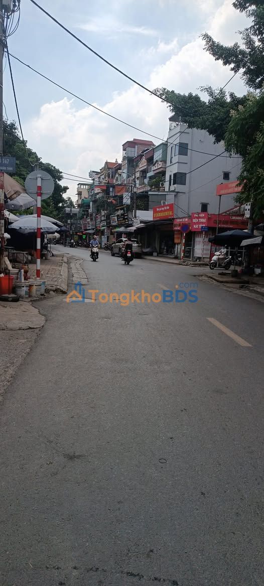 Nhà Mặt Tiền Xuân Đỉnh, 38m² x 5 Tầng, Ô Tô Đậu Cửa - Giá 5 Tỷ