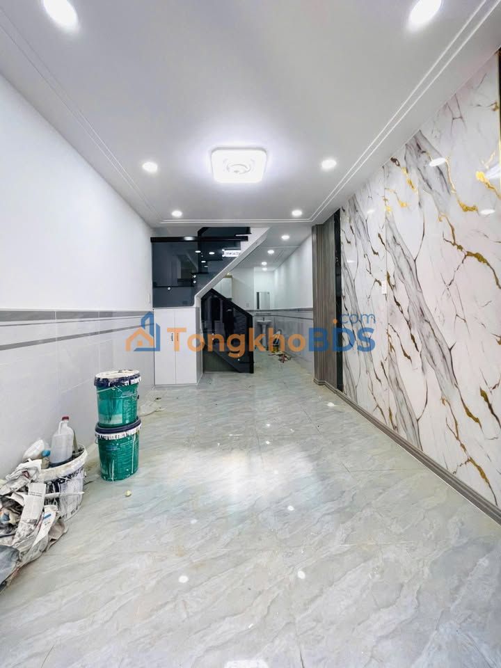 Nhà 1 Lầu Gần Metro Q12 - 35m² Chỉ 1.47 Tỷ, Sổ Hồng Sẵn Sàng