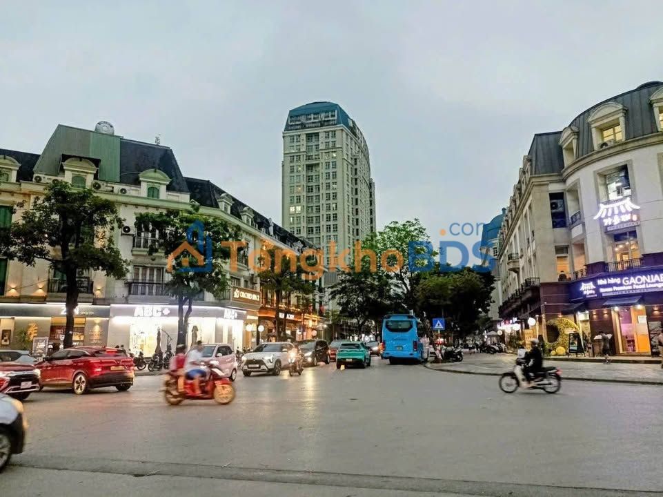 Nhà Phố Nam Từ Liêm 71m² - 6 Tầng Thang Máy, Kinh Doanh Đỉnh Cao