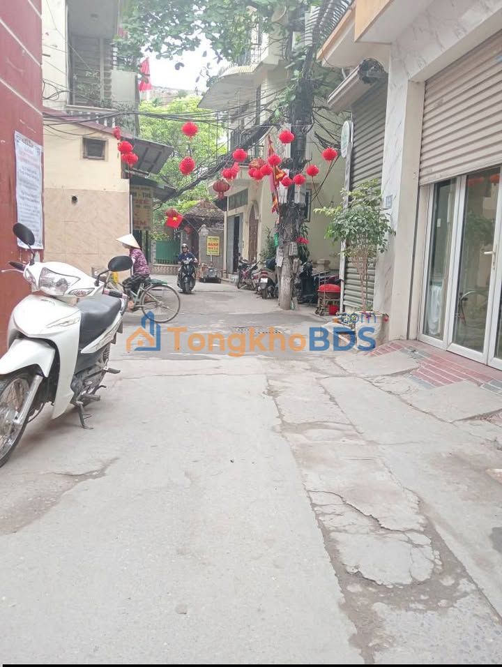 Nhà 6 Tầng Thang Máy Lạc Long Quân, Cầu Giấy - 58m² - Ô Tô Tránh 19.8 Tỷ