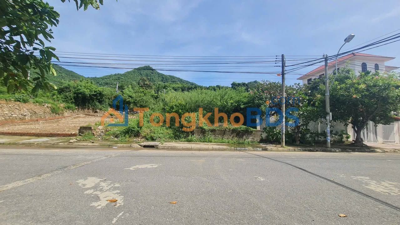 Đất Biệt Thự Triệu Quang Phục 310m² 15 tỷ - Đường to ô tô