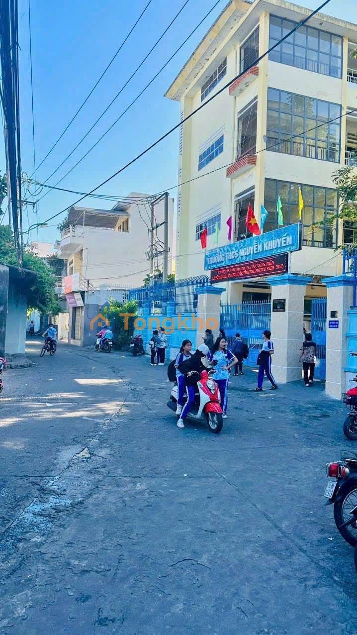 Nhà 2 tầng 250m² Ngô Đến, Nha Trang - Ngang 12.6m, 10.5 Tỷ