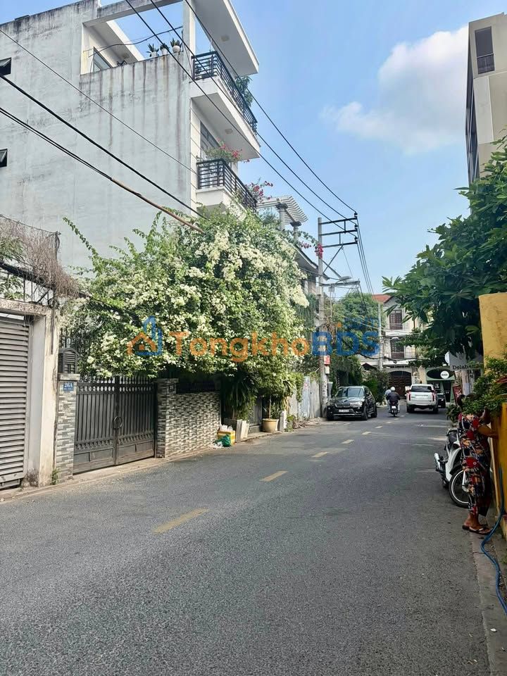 Nhà Thảo Điền Q2 88m² 30.8 tỷ - Ô tô vào tận nhà