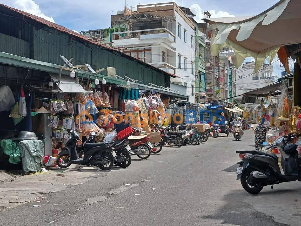 Nhà Mặt Tiền Chợ Thiếc Q11 - Kinh Doanh Sầm Uất 52m², 2 Tầng - 12 Tỷ