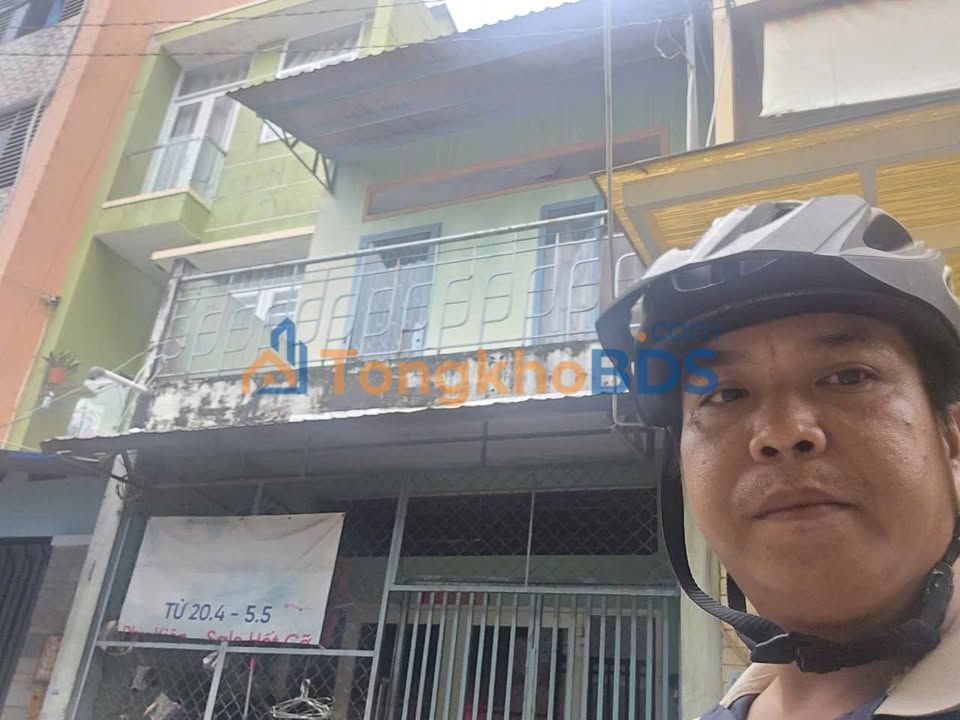 Nhà riêng Hòa Bình Tân Bình 340m² giá 6 tỷ - Sẵn sàng ở ngay