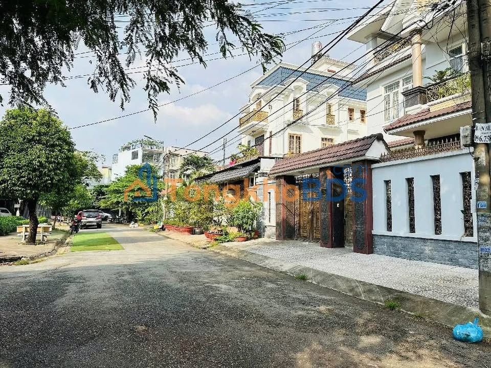 Đất Biệt Thự 246m² Linh Trung, Thủ Đức - View Công Viên, Chủ Mỹ Bán Gấp