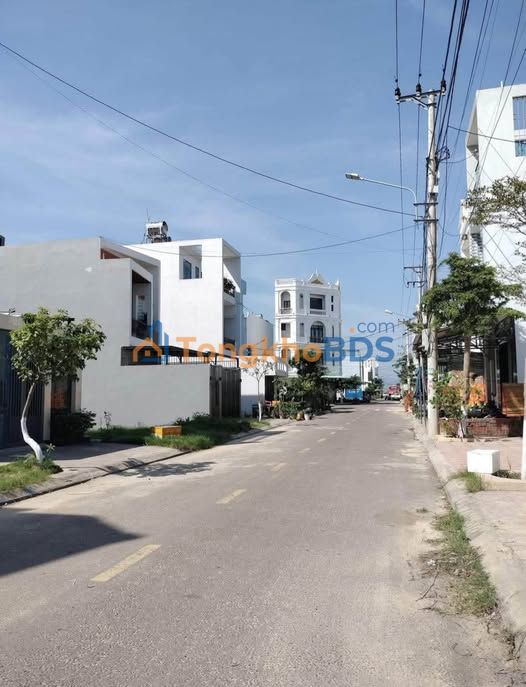 Đất Nền Hướng Đông Nam Quy Nhơn 44m² - Mặt Tiền Đường 14m