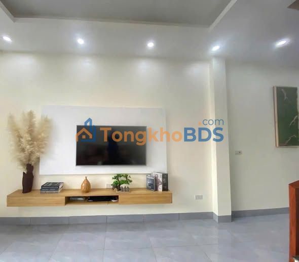 Bán nhà 2 tầng Nguyễn Viết Xuân, Hoa Lư - 56m², 3PN, giá tốt