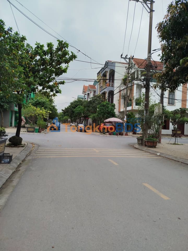 Bán Đất Tặng Nhà Cấp 4 Phường Lộc Vượng, Nam Định - 75m² Sổ Đỏ