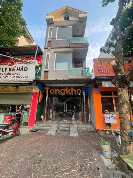 Cho thuê nhà 3 tầng mặt tiền 4.5m đường Nguyễn Du, TX Phú Thọ - Ưu tiên VP, Trung tâm NN