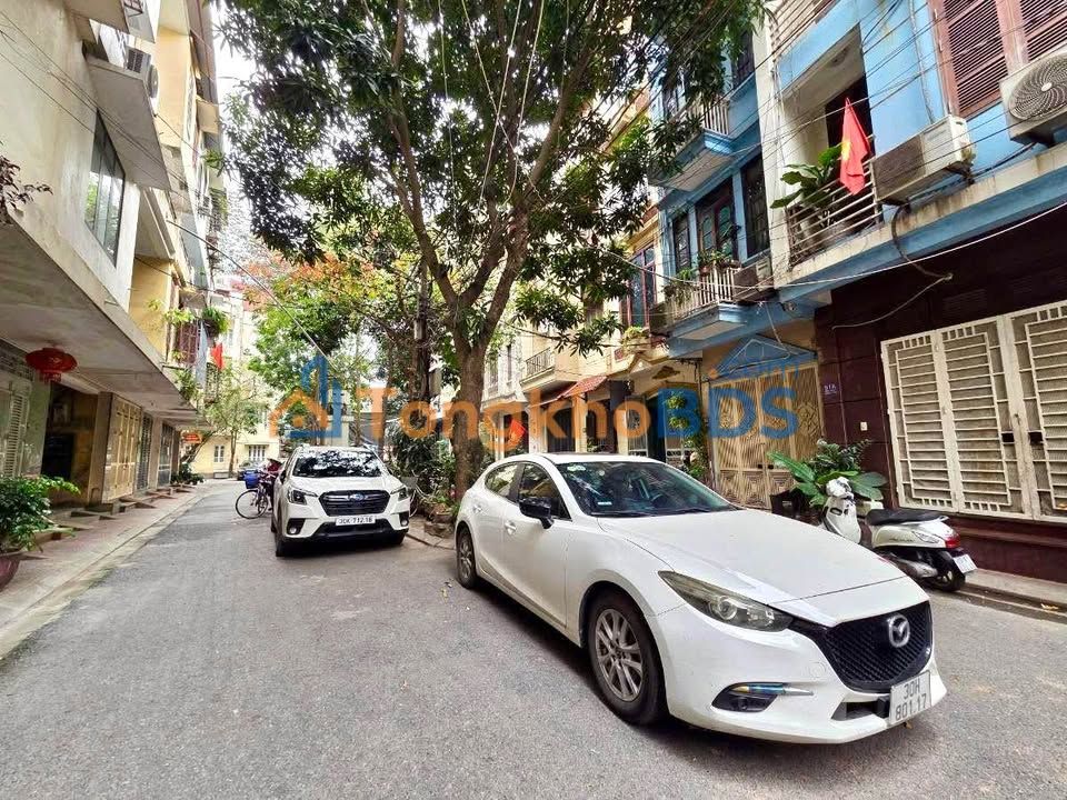 Nhà 92m² Ngọc Lâm, Long Biên - 6PN, 2 Thoáng, Sổ Nở Hậu