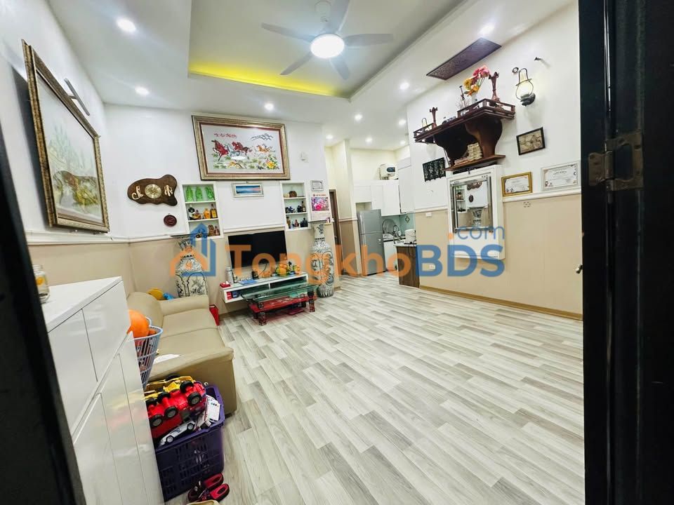 Bán gấp căn hộ 81m² HUD Vân Canh, 3PN full nội thất - Hướng Đông Nam