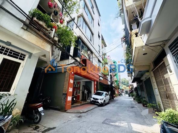 Nhà Góc 2 Mặt Tiền Hoàng Quốc Việt, Cầu Giấy - 216m² - 13.5 Tỷ