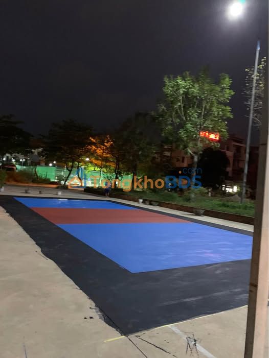 Nhà 3 Tầng Phố Đi Bộ, Thanh Hóa - 140m², 3PN, Giá 2.x Tỷ