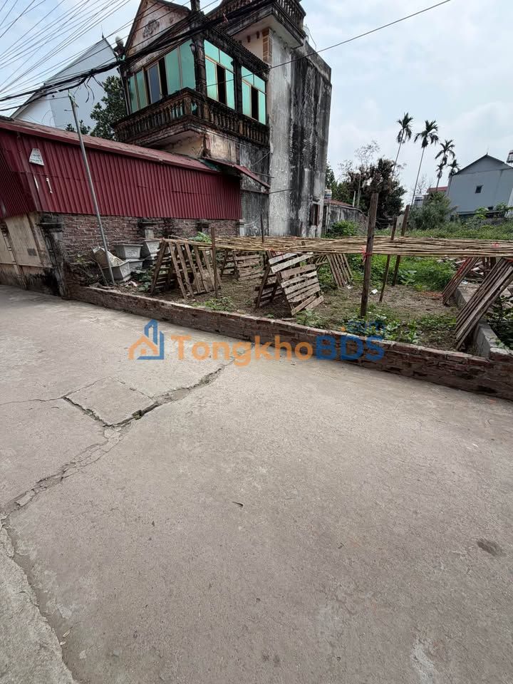 Bán đất 100m² Như Quỳnh, Hưng Yên - Sổ đỏ, ô tô vào đất, giá 3 tỷ