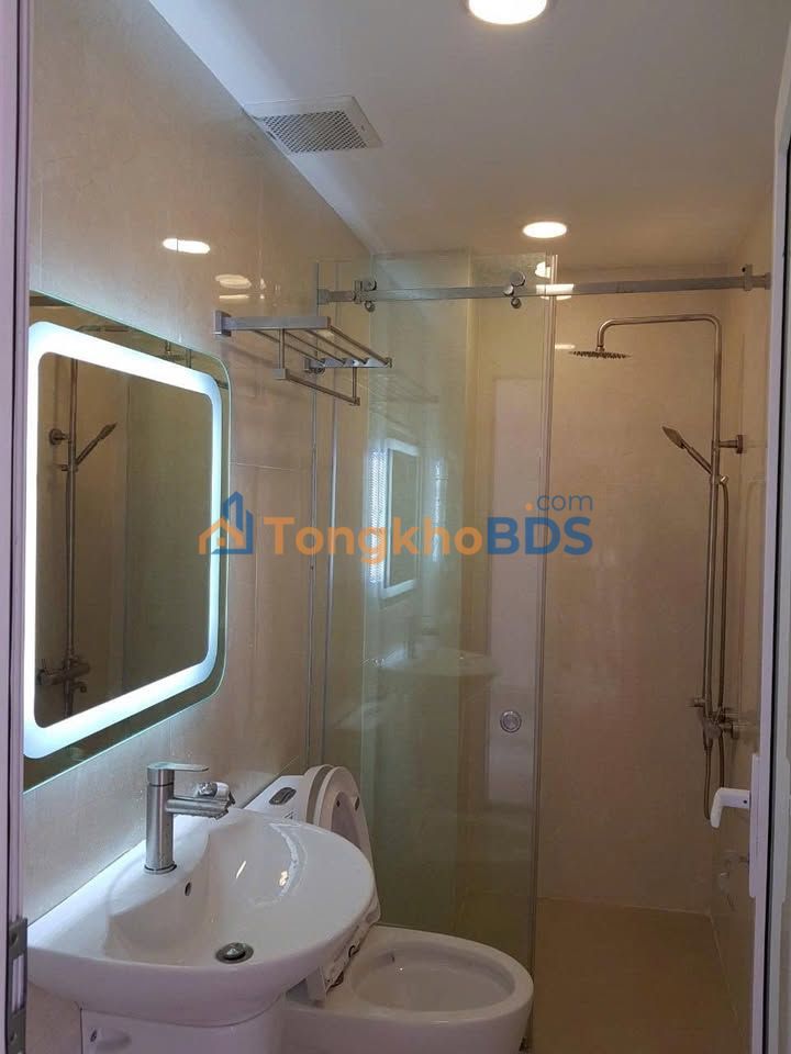 Nhà phố Mega Village Q9, 150m² - Full nội thất, sẵn ở ngay