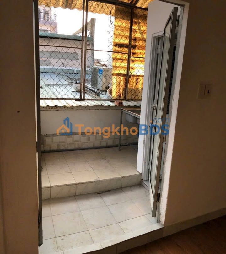 Nhà 2 Tầng 4PN Đường 8 TNPA Quận 9 - Giá 8 Triệu/Tháng