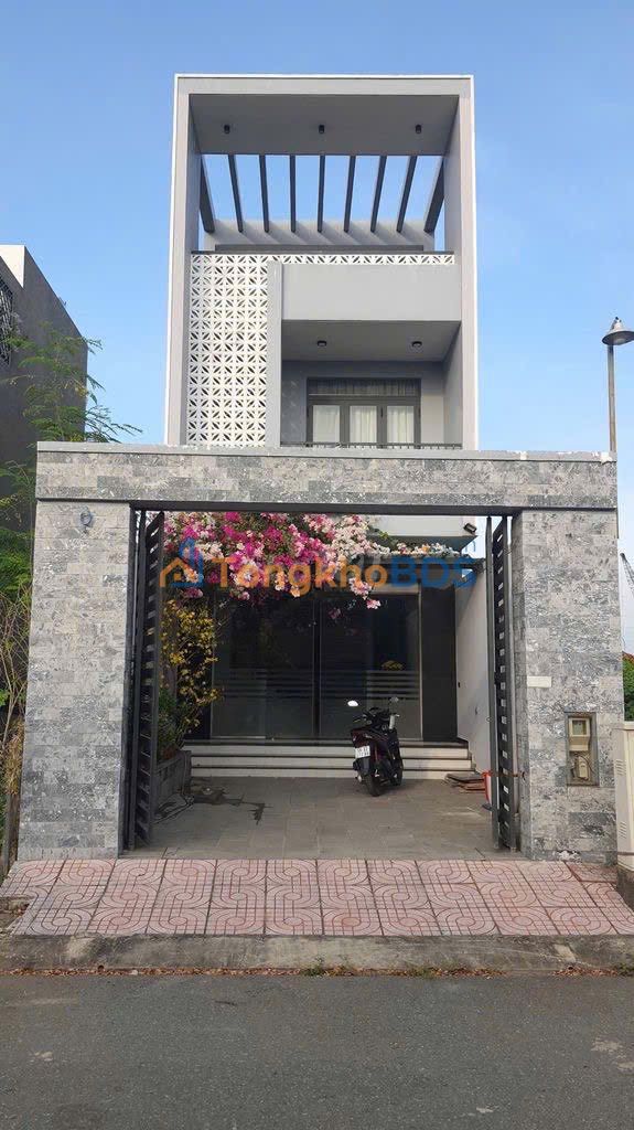 Cho thuê nhà Centana Trường Lưu, Thủ Đức - 115m², 3PN, Full nội thất, Kinh doanh tốt