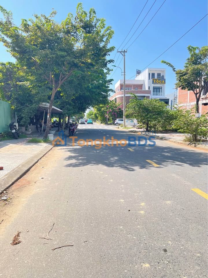 Bán đất Nam Hòa Xuân 105m² - Sổ hồng sẵn, gần Cầu Trung Lương