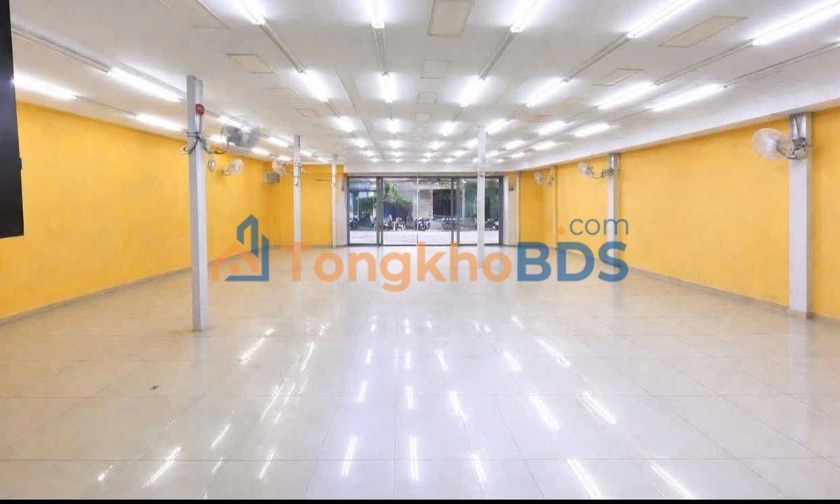 Cho thuê Mặt tiền Nguyễn Thiện Thuật, Nha Trang 220m² - Kinh doanh sầm uất