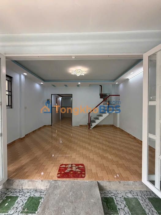 Nhà Sổ Hồng Riêng Hóc Môn 75m² - 2 Tỷ 850 Triệu, Hẻm Xe Hơi