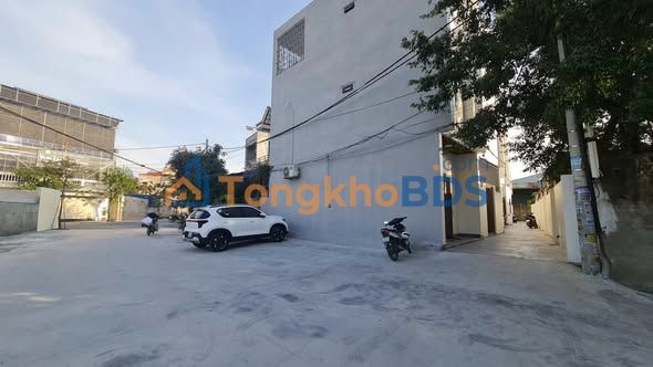 Bán gấp nhà 3 tầng ngõ Hoàng Sa, Nam Định - 51m², 3PN, 1.96 tỷ