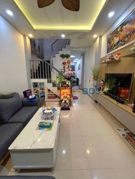 Nhà 61m² Dương Bá Trạc, Q8 - Full Nội Thất Cao Cấp - 3.6x17m - 3PN