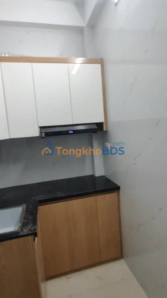 Cho thuê CCMN Cầu Giấy 150m² - 22pkk, Thang máy, Full Nội thất