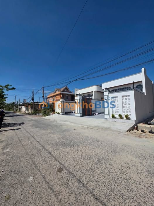 Nhà Mới Xây Phường Long Hoa, Hòa Thành - 132m², Hướng Đông Nam, 1.59 Tỷ