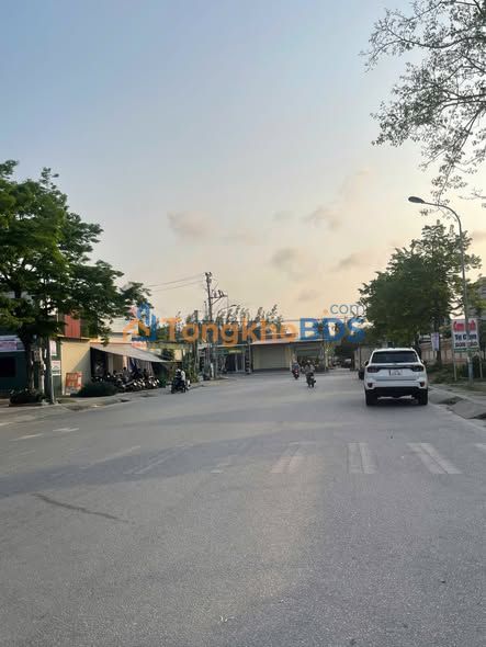 Đất Vàng Mặt Tiền 6m - Kinh Doanh Sầm Uất Phường Quảng Yên, Móng Cái