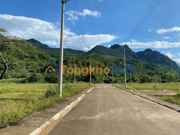 Bán đất 82m² TP Hà Giang tặng GPXD nhà 2T 1 tum - Giá 1.3 tỷ