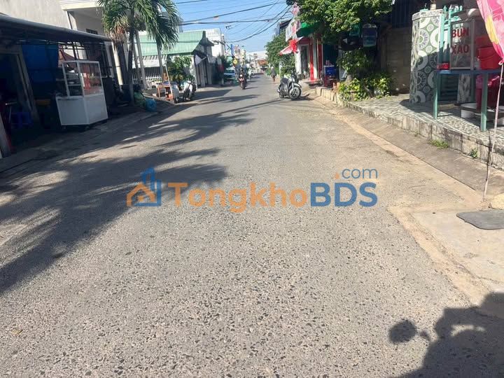 Đất thổ cư 100m² KDC Phú Long, Phan Thiết - Sổ hồng sẵn, giá 750 triệu