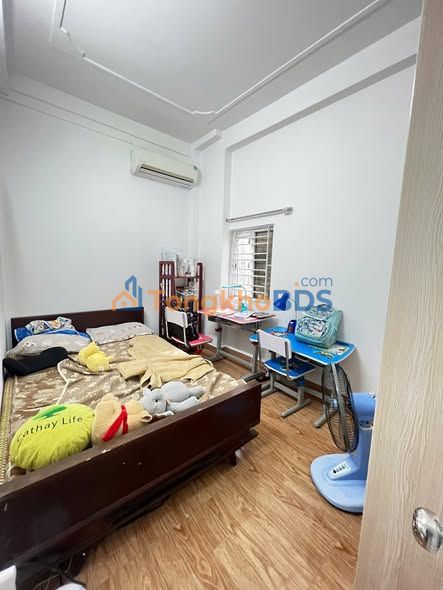 Nhà Phố Hồ Sen, Hải Phòng - 33m² 3 Tầng, Ô tô Đỗ Sát Nhà, Giá 2.65 Tỷ