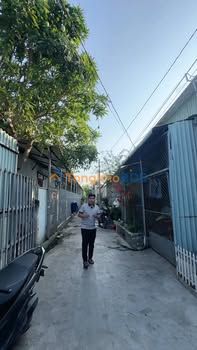 Nhà 1 Trệt 1 Lầu Hưng Long, Bình Chánh - 75m² Sổ Hồng Sẵn Sàng