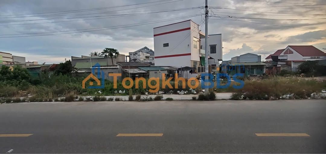 Đất nền mặt tiền Đầm Nại - Ninh Thuận, 70m², view sông, 2.4 tỷ