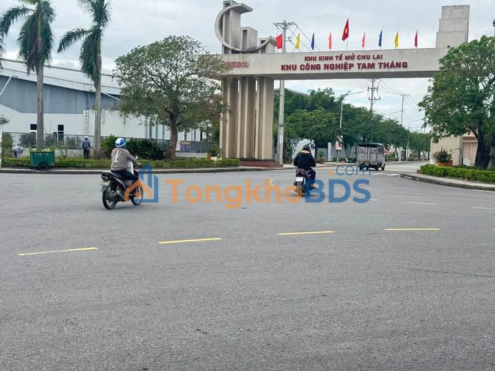 Đất Nền KCN Tam Thăng - Kinh Doanh Sầm Uất 325m² Giá Tốt