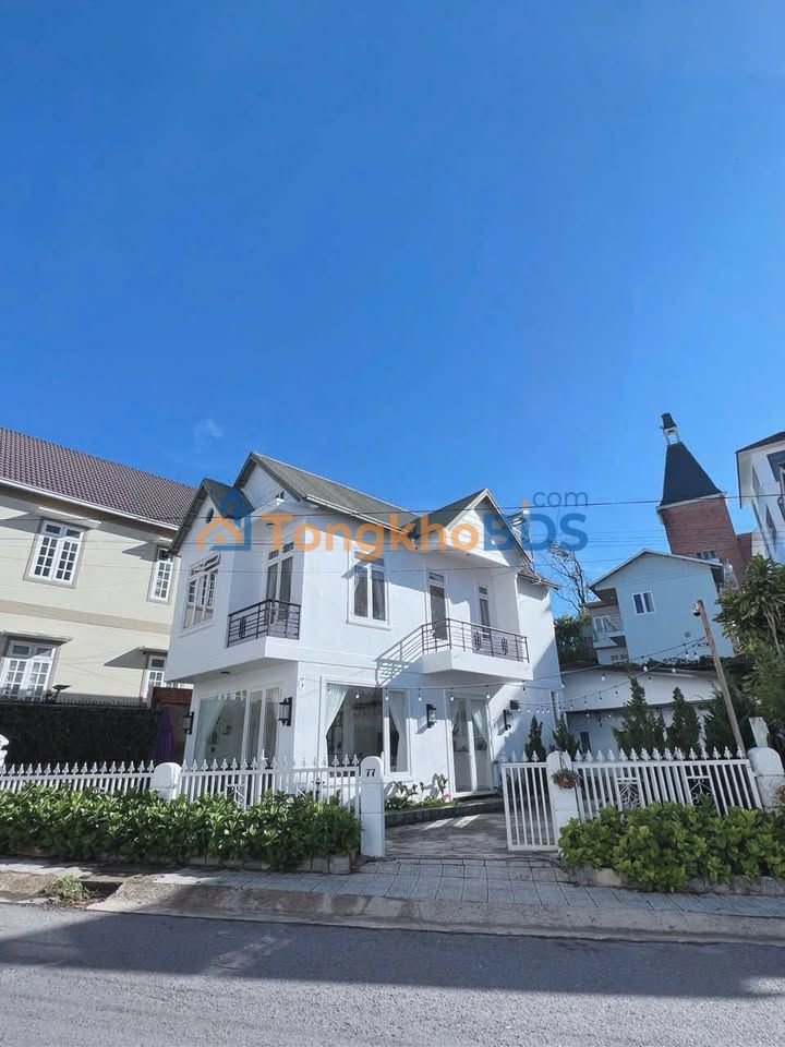 Villa Sân Vườn Trung Tâm Đà Lạt - 5PN - 200m Hồ Xuân Hương