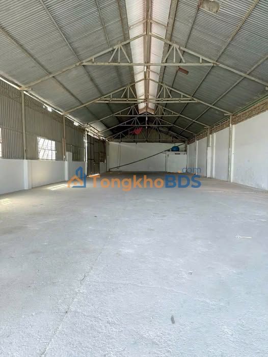 Bán Xưởng 400m² 2 Mặt Tiền Đường 768, Biên Hòa - Container Thoải Mái