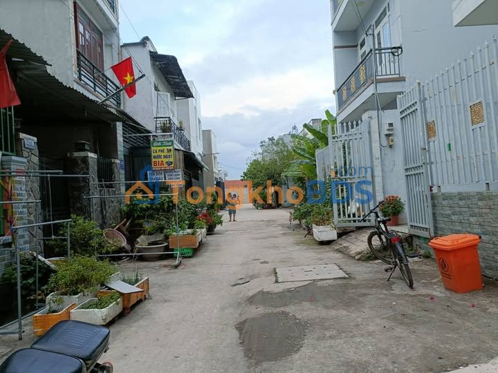 Nhà 54m² Thạnh Xuân 52, Quận 12 - Hẻm Xe Hơi Rộng, Giá 4.2 Tỷ