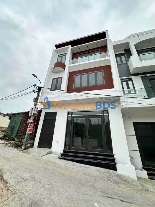 Nhà 3 Tầng Phường Hồng Hà, Hạ Long 55.6m² - Ô Tô Vào Nhà, Giá 3.15 Tỷ