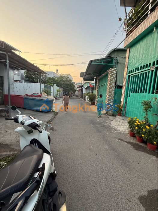 Nhà Trệt Lầu Hẻm Kênh Đình, Bình Thủy - 73m², 3PN - Giá Tốt