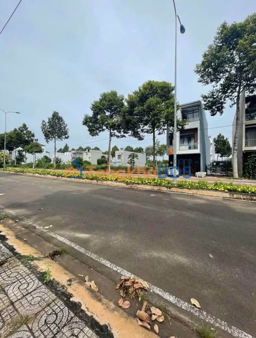 Bán Nền Tái Định Cư Suối Chồn, Long Khánh - 120m² Sổ Riêng Thổ Cư