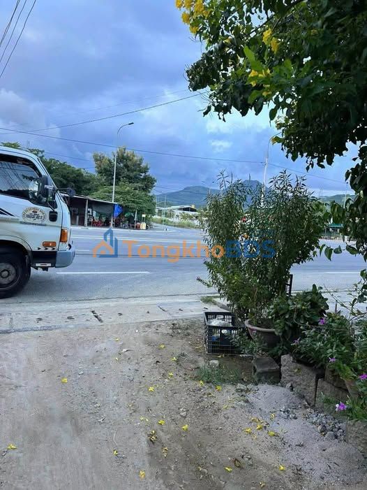 Bán gấp nhà cấp 4 113m² full thổ cư KCN Đắc Lộc, Nha Trang - Giá 1.55 tỷ