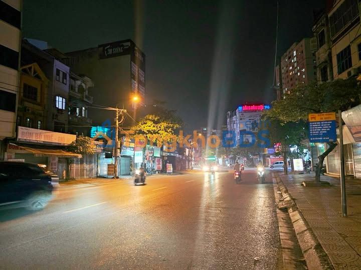 Nhà Phùng Hưng Hà Đông 99m² 4 Tầng - 2 Mặt Thoáng, Sổ Đỏ Keng