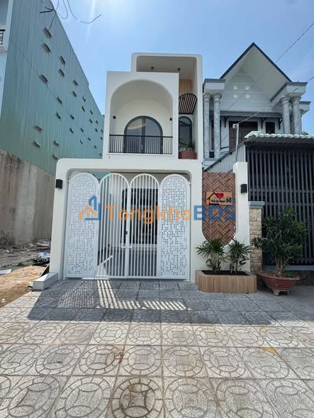 Nhà Mặt Tiền Kinh Doanh Ngọc Hân Công Chúa, Rạch Giá - 3.2 Tỷ