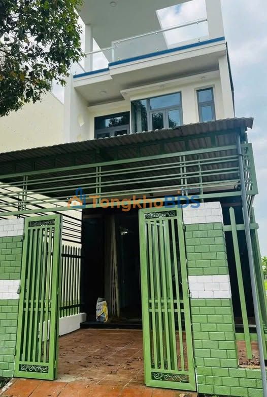 Nhà Phố 3 Tầng Trường Chinh, Quảng Ngãi 100m² - Mặt tiền kinh doanh!