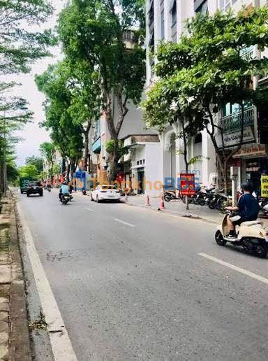 Nhà phố Phố Bưởi Ba Đình 33m² 10.2 tỷ - Mặt tiền kinh doanh